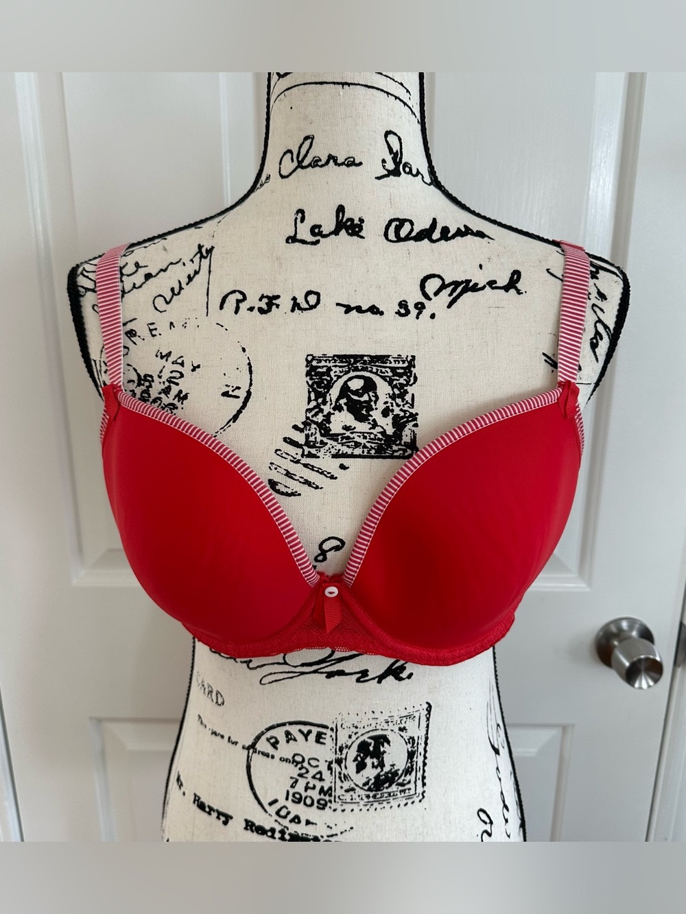 Freya Lingerie Deco Vibe Moulded Plunge Bra Red White Stripes 34DDD NWOT